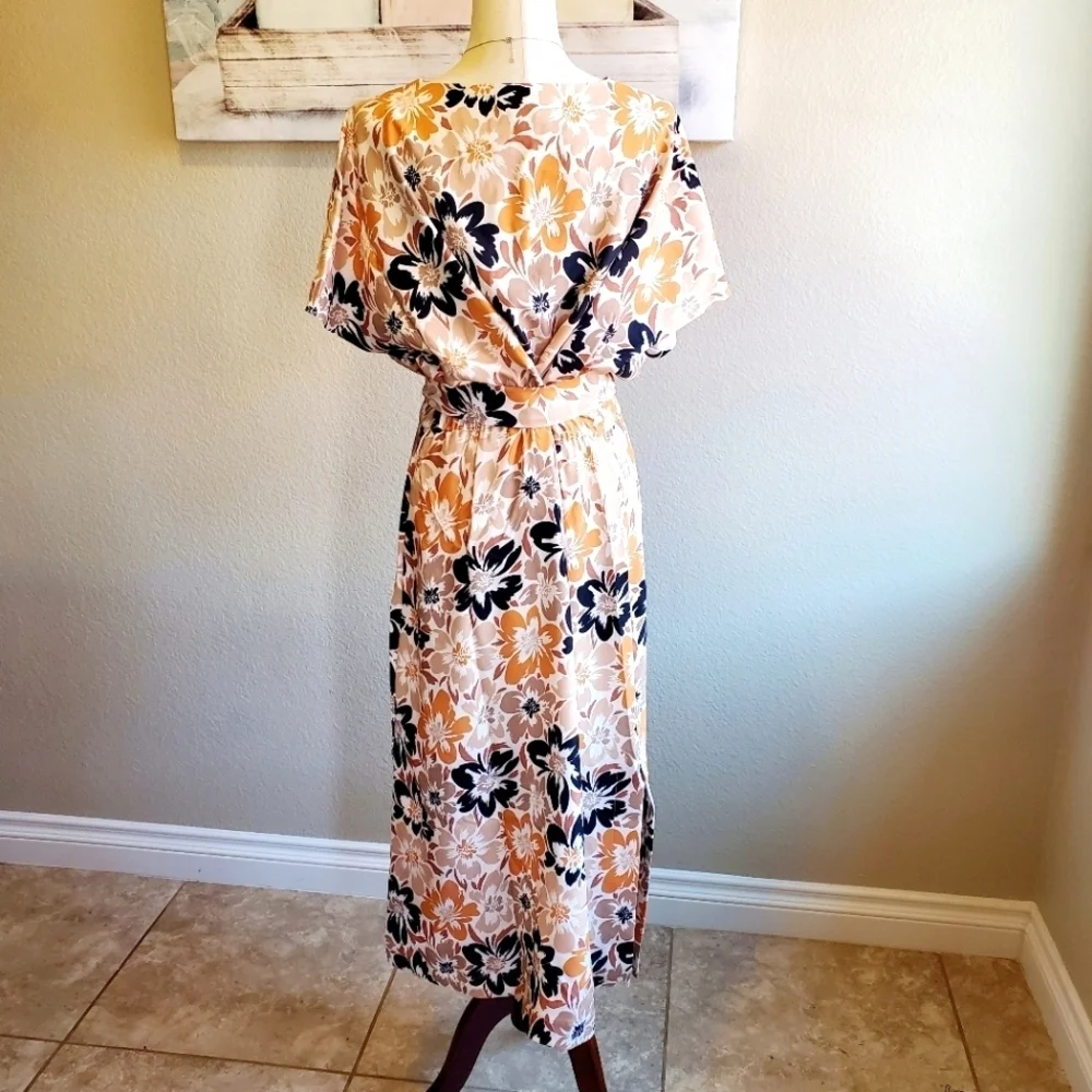 ALEXIA ADMOR | Iris Dolman Sleeve Faux-Wrap Dress in Beige Floral sz 3X